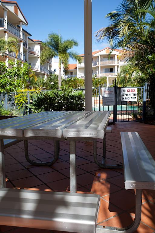 Blue Water Bay Villas Gold Coast Eksteriør billede