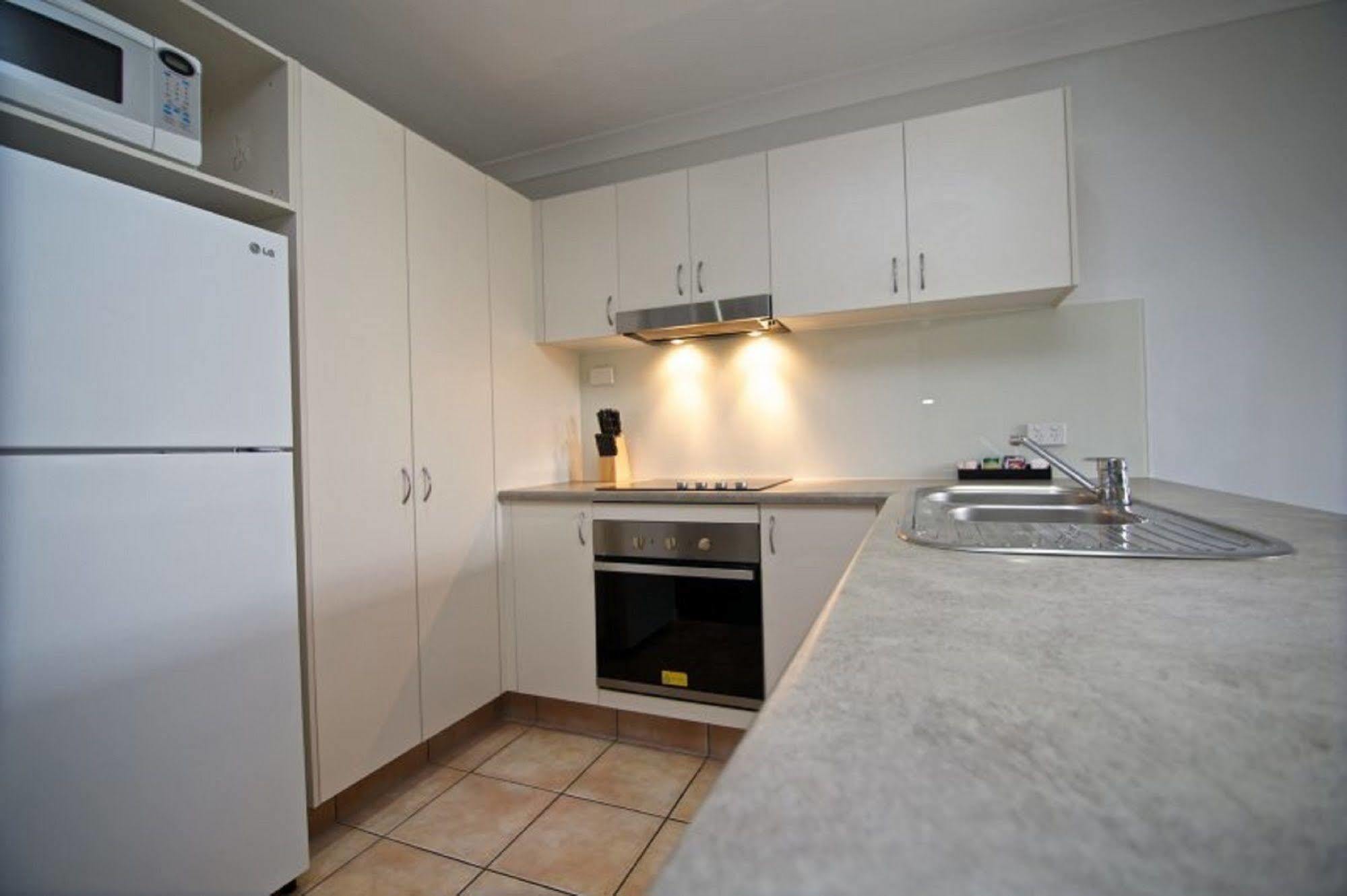 Blue Water Bay Villas Gold Coast Eksteriør billede
