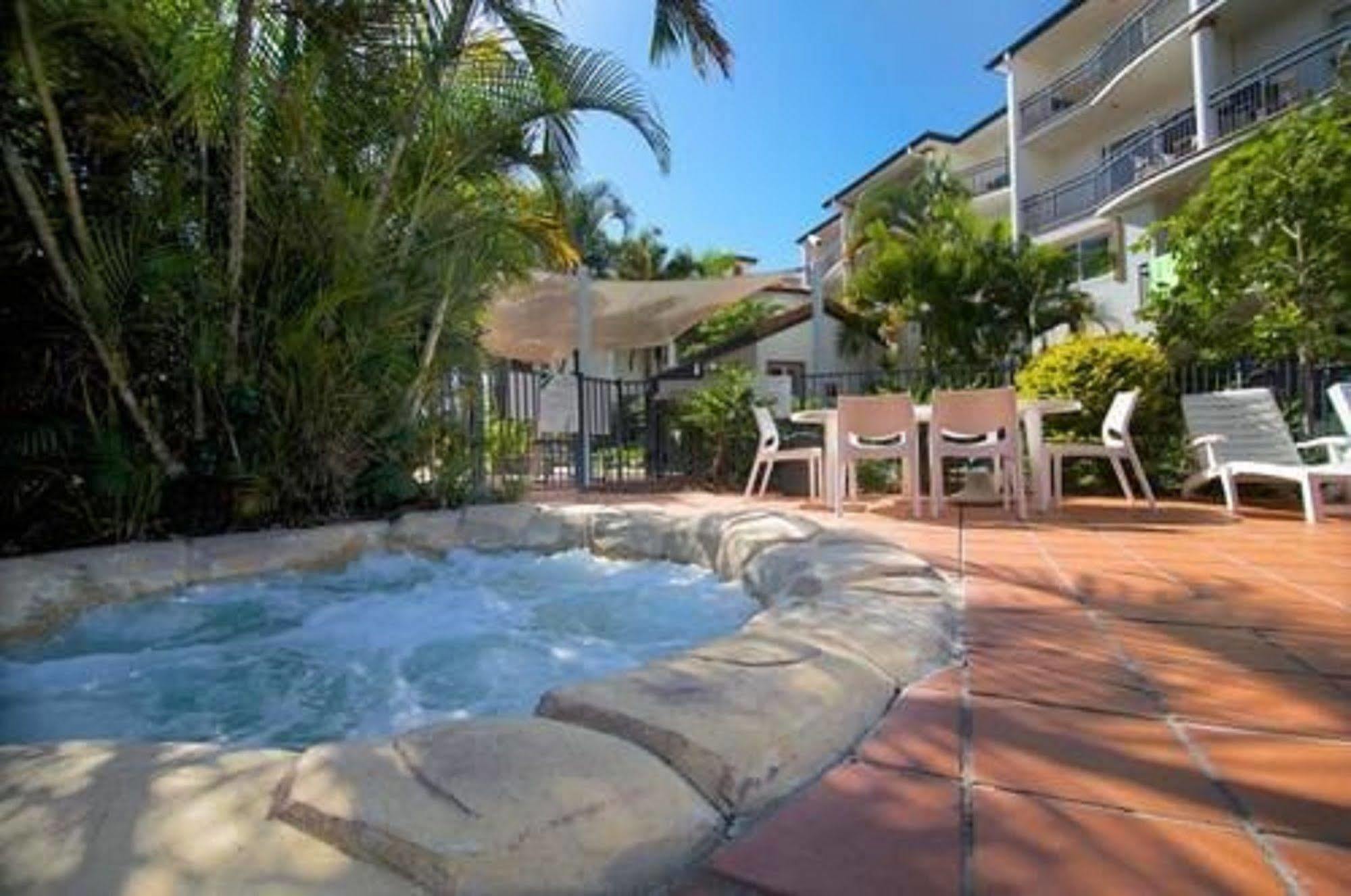 Blue Water Bay Villas Gold Coast Eksteriør billede